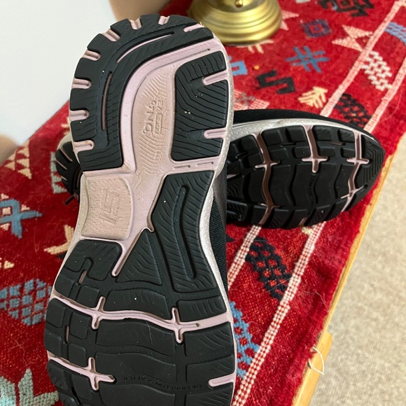 Women's Brooks Ghost 15 Size 10 - Picture 3 of 3